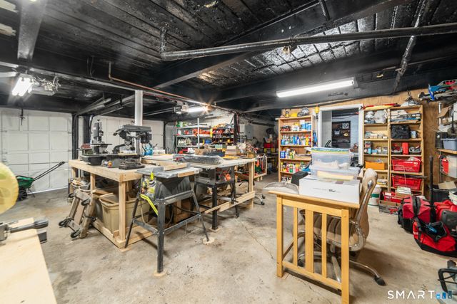 2776 East Main Street, Bridgeport, CT 06610