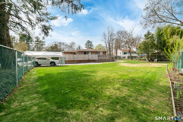 2776 East Main Street, Bridgeport, CT 06610