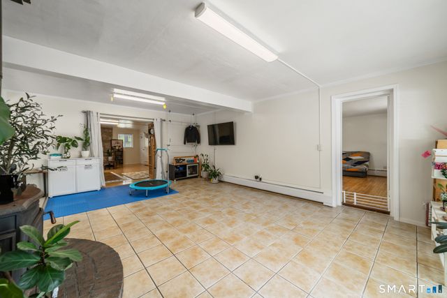 2776 East Main Street, Bridgeport, CT 06610