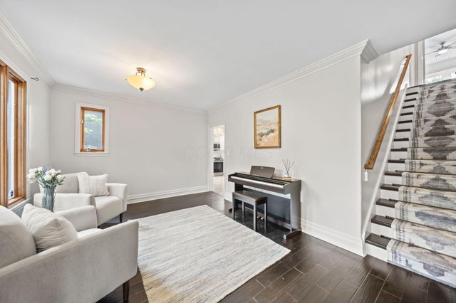 2946 Lewis Center Road, Lewis Center, OH 43035