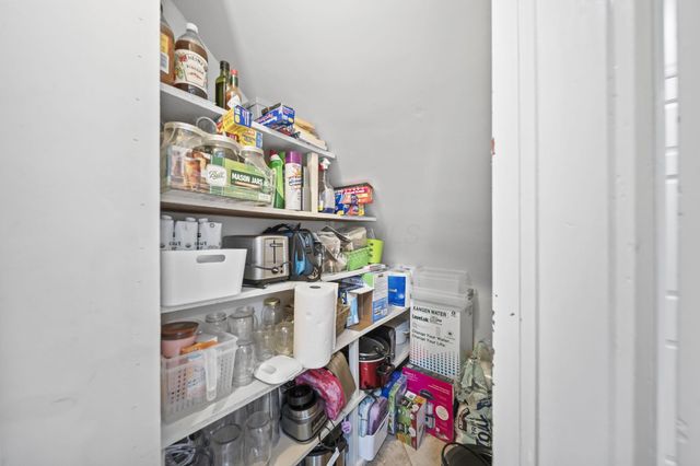 2946 Lewis Center Road, Lewis Center, OH 43035