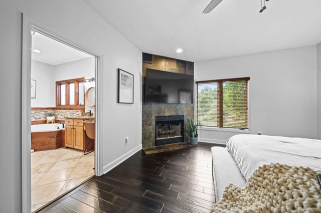 2946 Lewis Center Road, Lewis Center, OH 43035