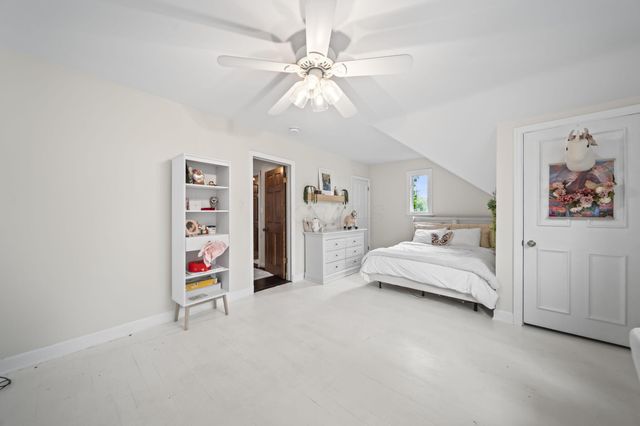 2946 Lewis Center Road, Lewis Center, OH 43035