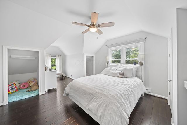 2946 Lewis Center Road, Lewis Center, OH 43035