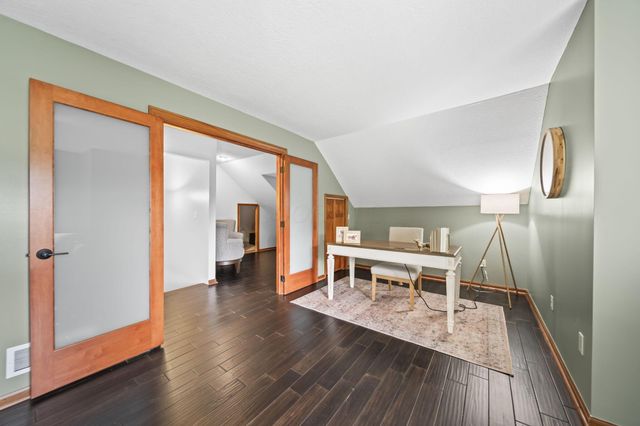 2946 Lewis Center Road, Lewis Center, OH 43035