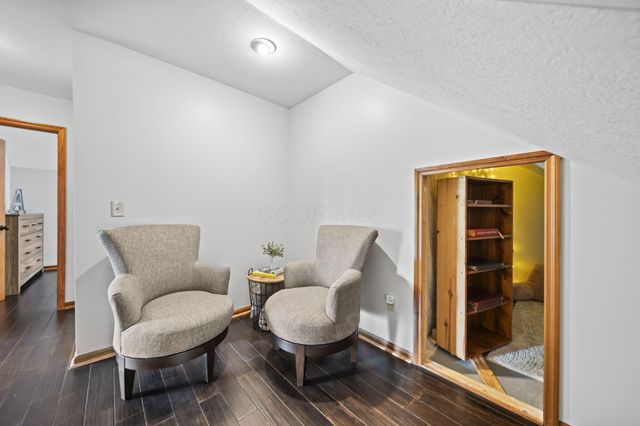 2946 Lewis Center Road, Lewis Center, OH 43035