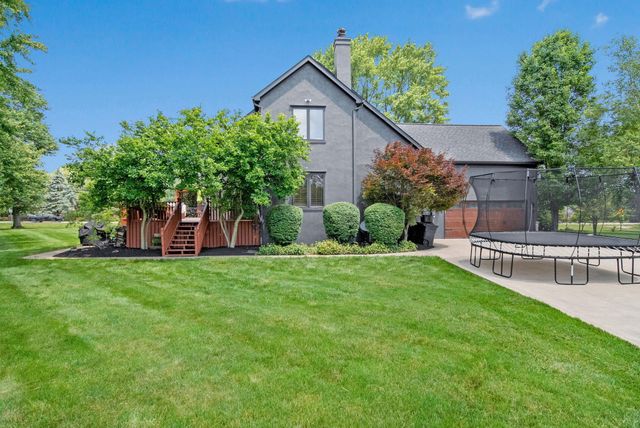 2946 Lewis Center Road, Lewis Center, OH 43035