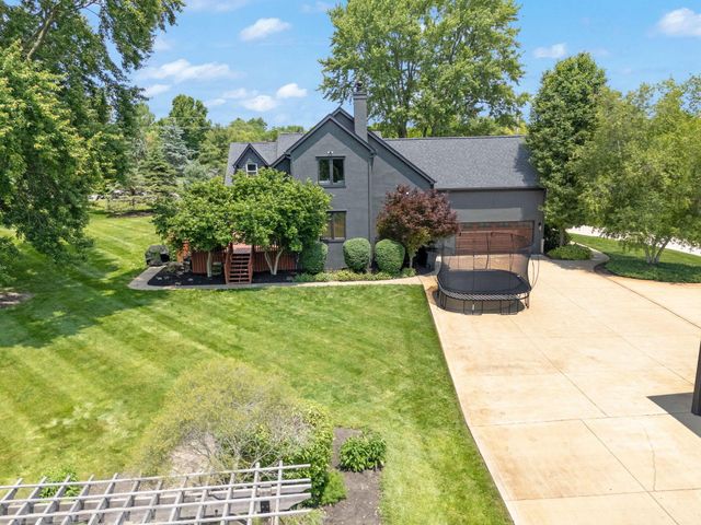 2946 Lewis Center Road, Lewis Center, OH 43035