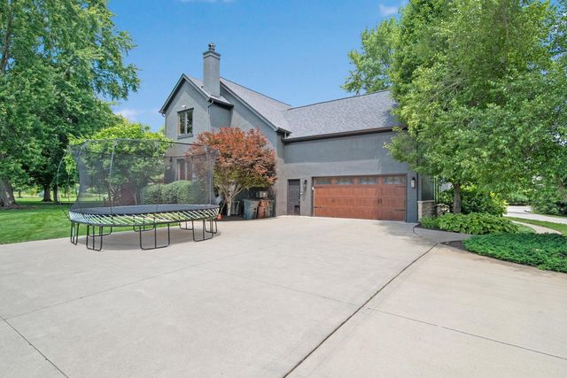 2946 Lewis Center Road, Lewis Center, OH 43035