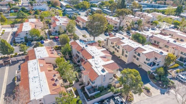 5715 Baltimore Dr 86, La Mesa, CA 91942