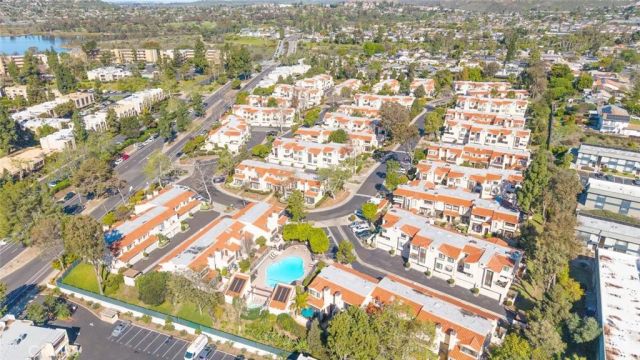 5715 Baltimore Dr 86, La Mesa, CA 91942