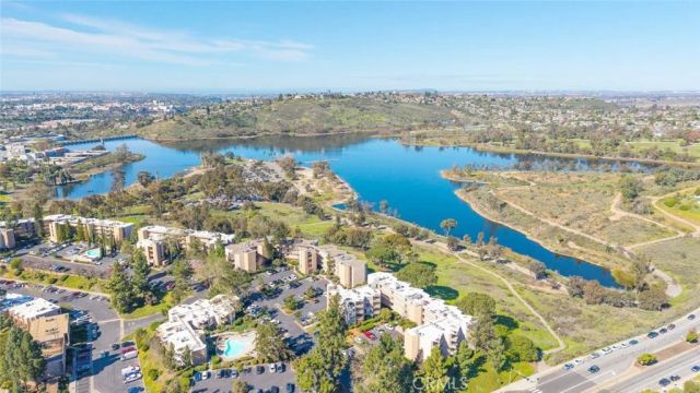 5715 Baltimore Dr 86, La Mesa, CA 91942