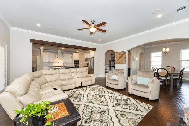 59785 Avery James Dr, Plaquemine, LA 70764