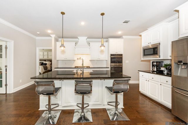 59785 Avery James Dr, Plaquemine, LA 70764