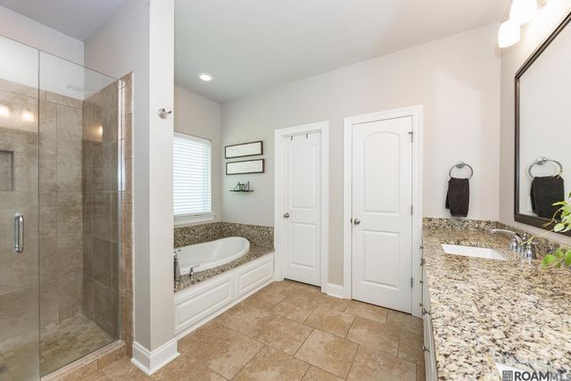 59785 Avery James Dr, Plaquemine, LA 70764