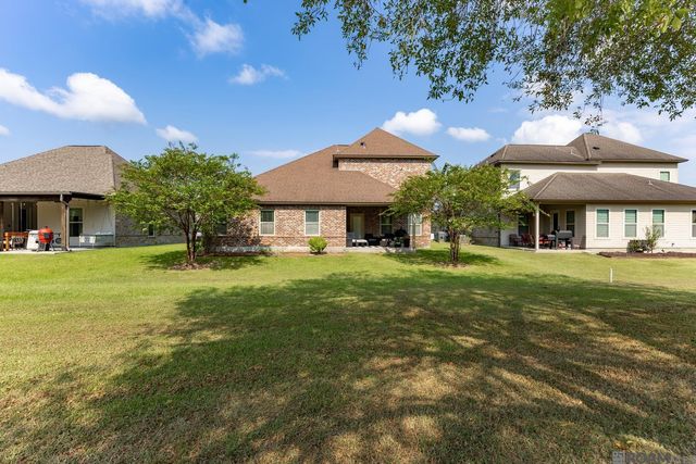 59785 Avery James Dr, Plaquemine, LA 70764