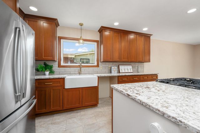 2427 N Coolidge Ave, Wichita, KS 67204