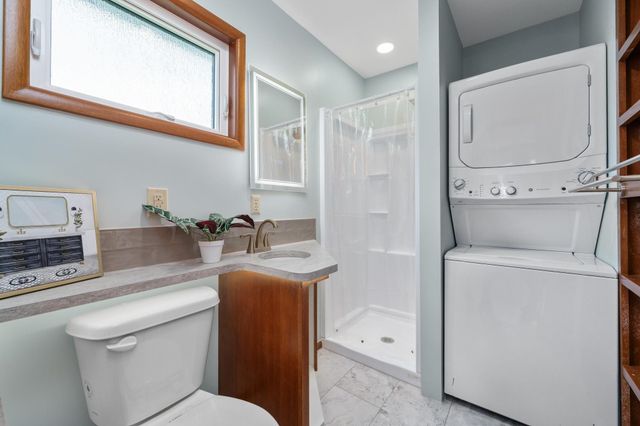 2427 N Coolidge Ave, Wichita, KS 67204