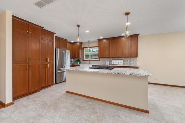 2427 N Coolidge Ave, Wichita, KS 67204