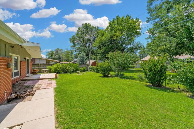 2427 N Coolidge Ave, Wichita, KS 67204