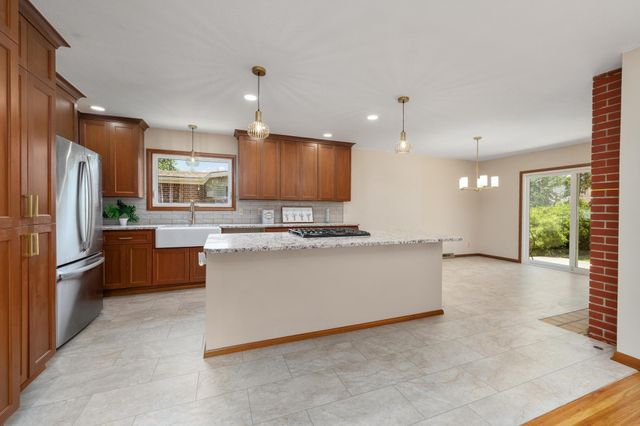 2427 N Coolidge Ave, Wichita, KS 67204