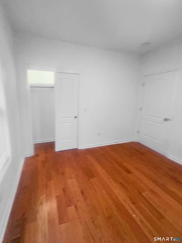 1042 Iranistan Avenue, Bridgeport, CT 06604