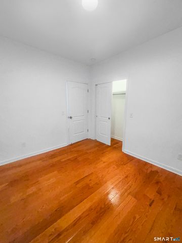 1042 Iranistan Avenue, Bridgeport, CT 06604