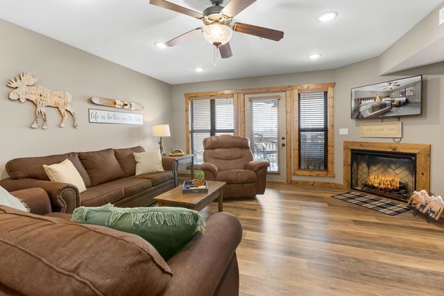 172 Dogwood Park Trail 1110, Branson, MO 65616