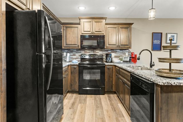 172 Dogwood Park Trail 1110, Branson, MO 65616