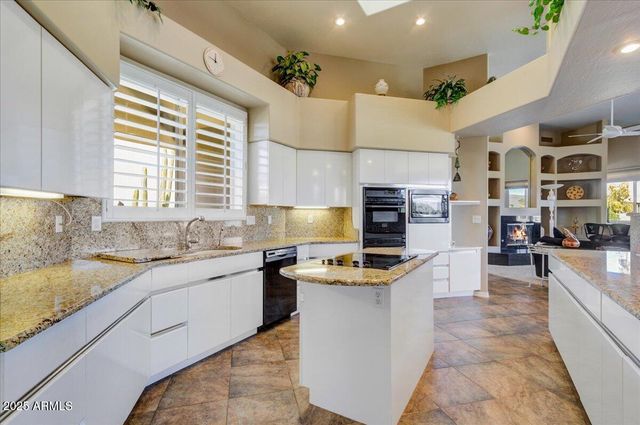 25633 N ABAJO Drive, Rio Verde, AZ 85263