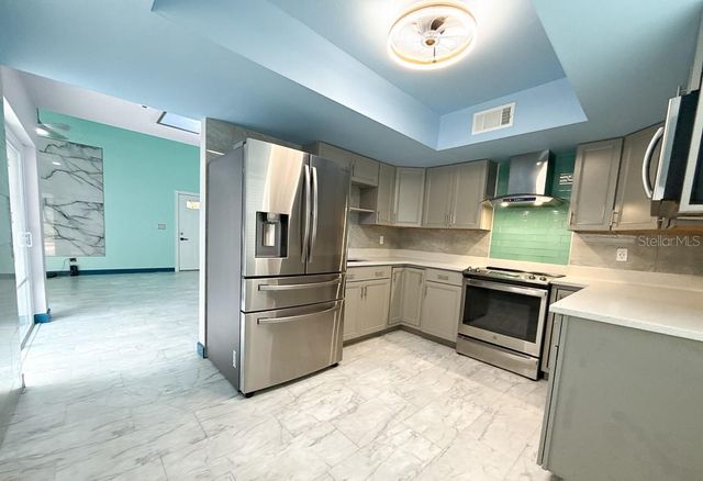 2588 FOREST RUN COURT 106A, Clearwater, FL 33761