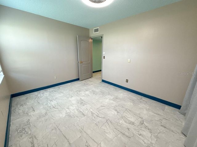 2588 FOREST RUN COURT 106A, Clearwater, FL 33761