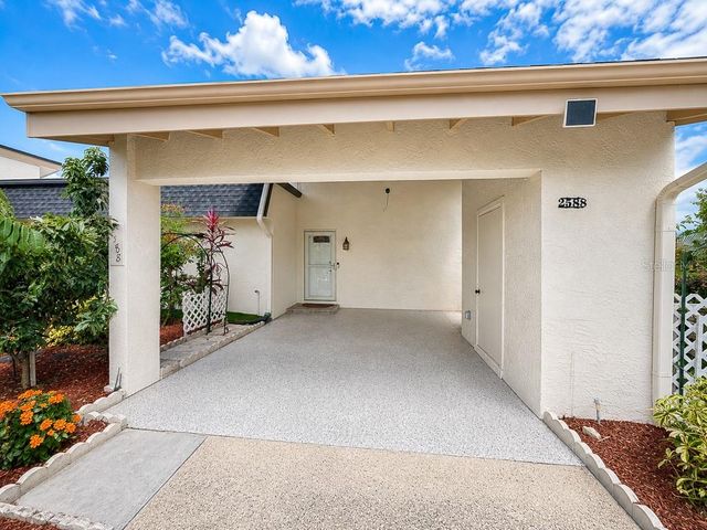 2588 FOREST RUN COURT 106A, Clearwater, FL 33761