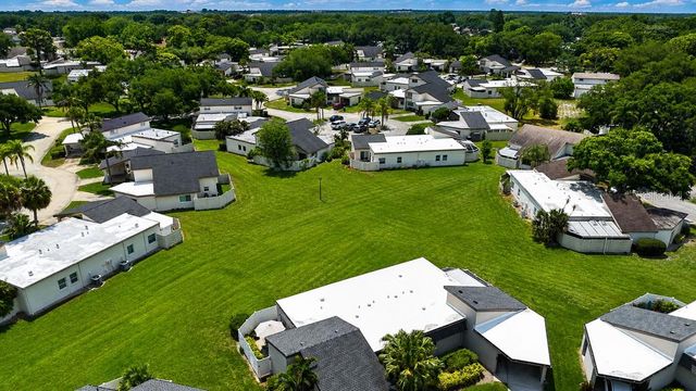 2588 FOREST RUN COURT 106A, Clearwater, FL 33761