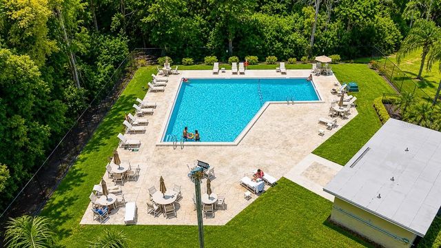 2588 FOREST RUN COURT 106A, Clearwater, FL 33761