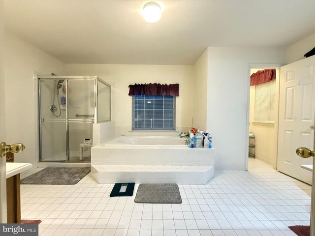 3114 COLLINS ST, Clinton, MD 20735