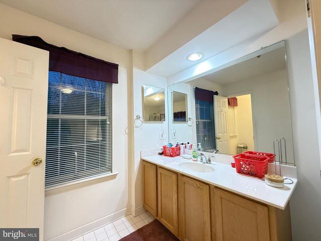 3114 COLLINS ST, Clinton, MD 20735