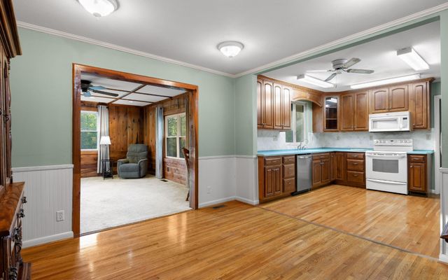 6514 Gray Fryar Road, Signal Mountain, TN 37377