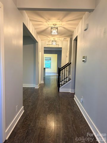 5816 Selkirkshire Road, Charlotte, NC 28278