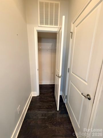 5816 Selkirkshire Road, Charlotte, NC 28278