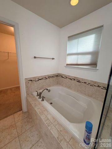 5816 Selkirkshire Road, Charlotte, NC 28278