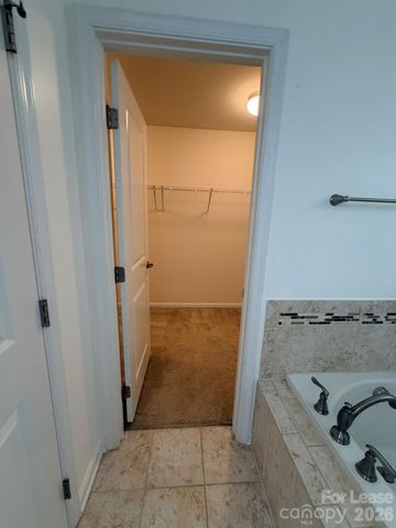 5816 Selkirkshire Road, Charlotte, NC 28278