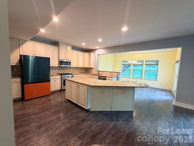 5816 Selkirkshire Road, Charlotte, NC 28278