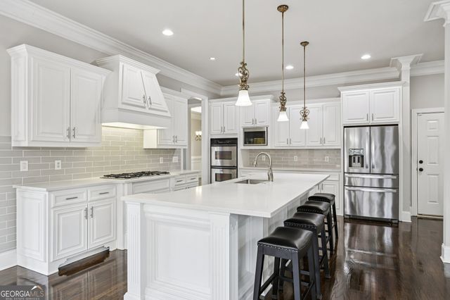 1609 Heathrow Drive, Cumming, GA 30041