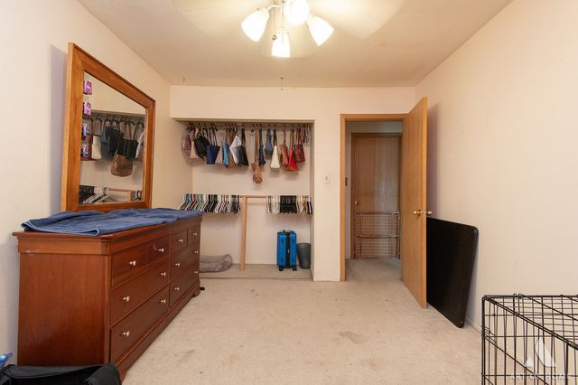 20653 S Frankfort Square Road, Frankfort, IL 60423