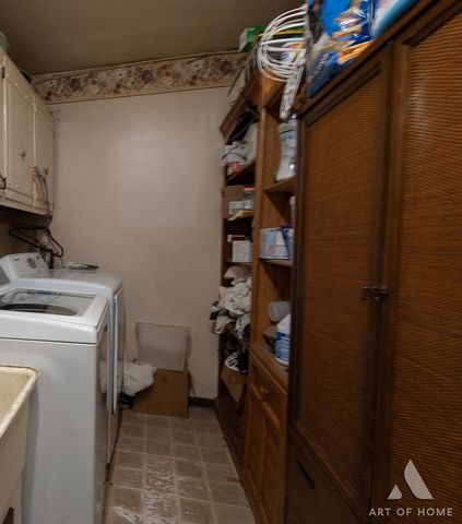 20653 S Frankfort Square Road, Frankfort, IL 60423