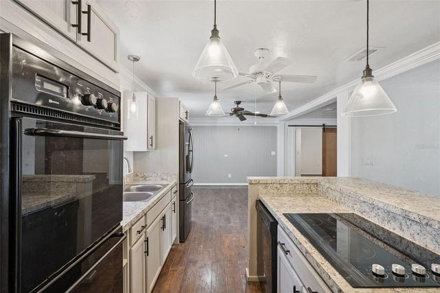 401 W 10TH STREET, Sanford, FL 32771