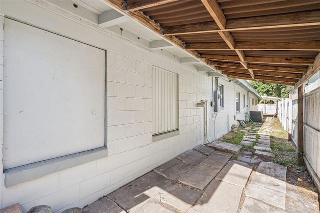 401 W 10TH STREET, Sanford, FL 32771