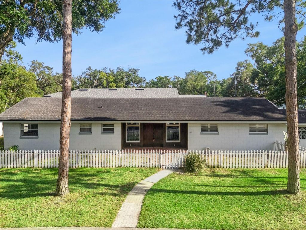 401 W 10TH STREET, Sanford, FL 32771