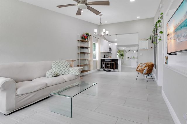 4501 JIM GLENN DRIVE, Orlando, FL 32808